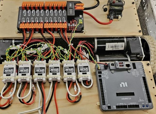 A basic wiring layout of the components on the Kitbot boards