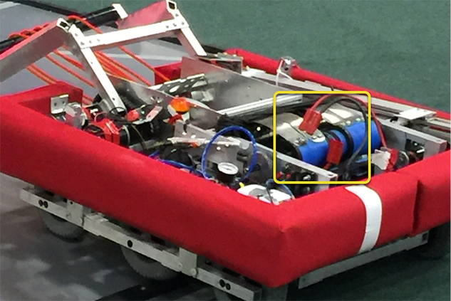 Batterie déconnectée d’un robot à mi-match.