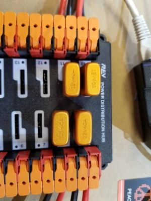 PDPに設置された40Aのブレーカー。